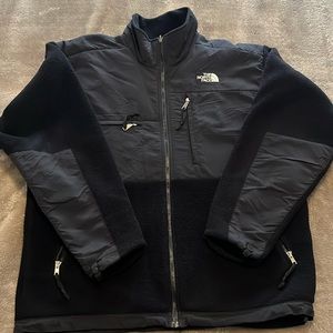 Men’s North Face fleece zip jacket. Size large.